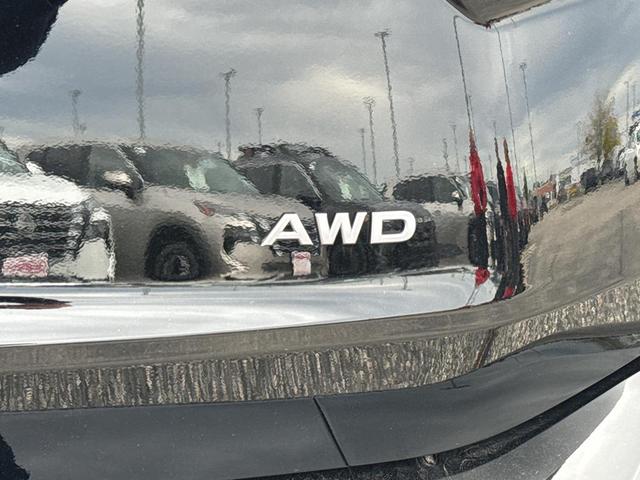 Photo of 2026 Super Black Nissan Rogue