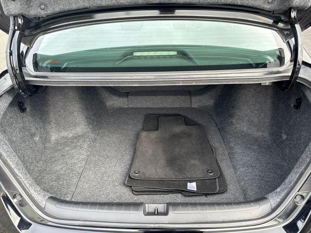 Photo of 2020 Crystal Black Pearl Honda Accord