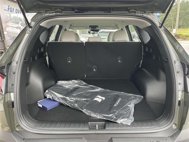 Photo of 2025 Green Hyundai TUCSON