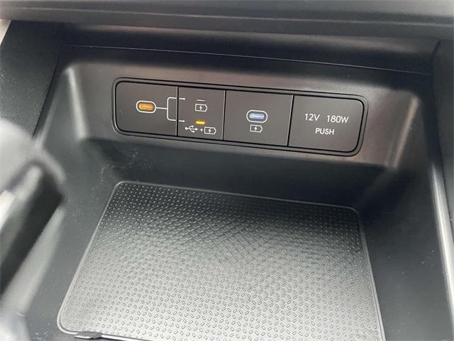 Photo of 2025 Green Hyundai TUCSON