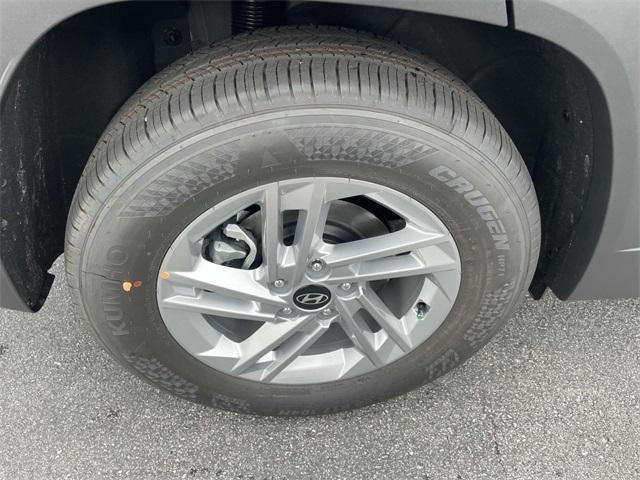 Photo of 2025 Green Hyundai TUCSON
