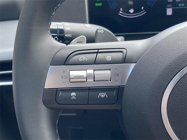 Photo of 2025 Red Hyundai SONATA Hybrid