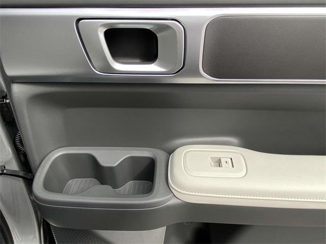 Photo of 2025 Shimmering Silver Hyundai SANTA FE HEV