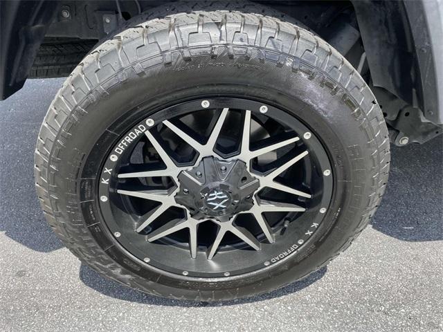 Photo of 2020 Black Clearcoat Jeep Gladiator