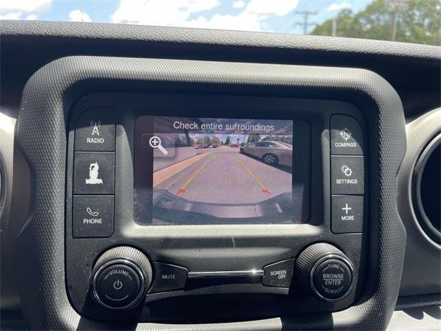 Photo of 2020 Black Clearcoat Jeep Gladiator