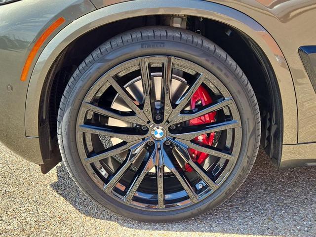 Photo of 2025 Manhattan Brown BMW X5