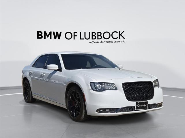 2019 Chrysler 300