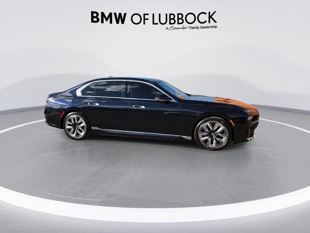 Photo of 2025 Carbon Black BMW i7