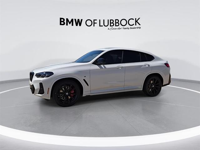 Photo of 2025 Alpine White BMW X4