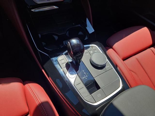 Photo of 2025 Alpine White BMW X4