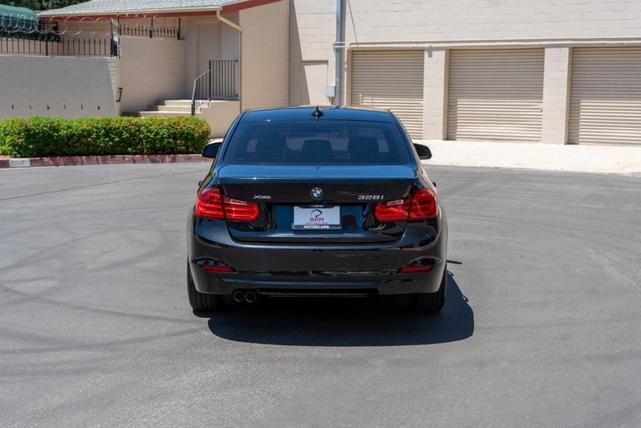 Photo of 2015 Black BMW 328
