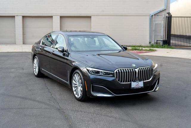 2021 BMW 740