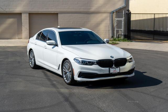 2020 BMW 530
