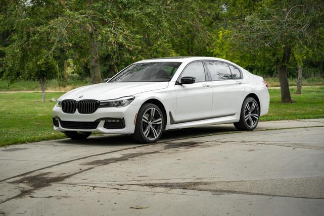 2019 BMW 740