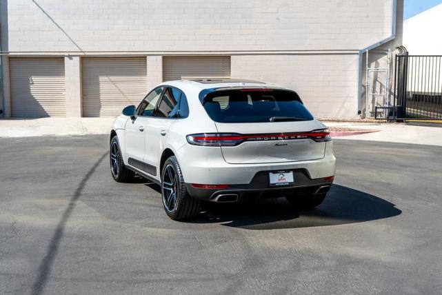 Photo of 2021 Gray Porsche Macan