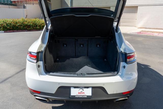 Photo of 2021 Gray Porsche Macan