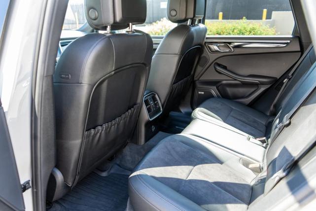 Photo of 2021 Gray Porsche Macan