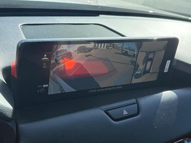 Photo of 2024 Rhodium White Metallic Mazda CX-90