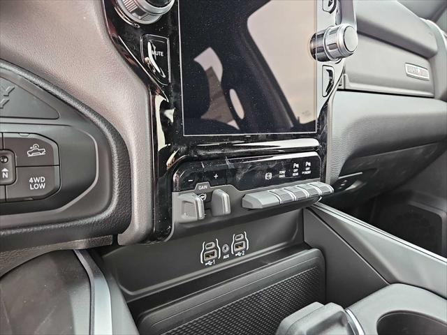Photo of 2025 Bright White Clearcoat RAM 2500