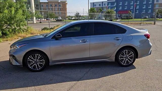 Photo of 2023 Steel Gray Kia Forte