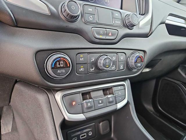 Photo of 2024 Ebony Twilight Metallic GMC Terrain