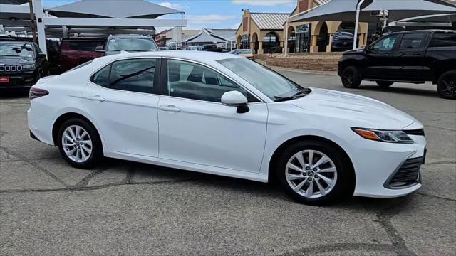 Photo of 2022 White Toyota Camry