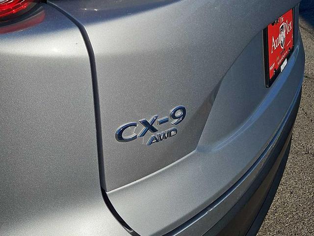 Photo of 2023 Sonic Silver Metallic Mazda CX-9