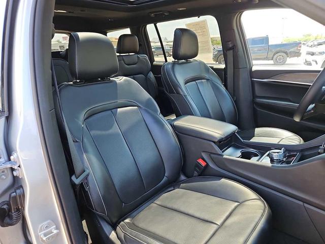 Photo of 2024 Silver Zynith Jeep Grand Cherokee L