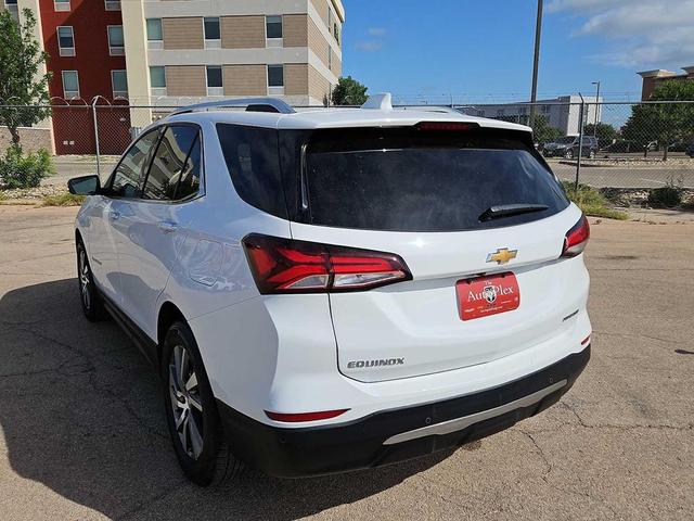 Photo of 2023 Summit White Chevrolet Equinox