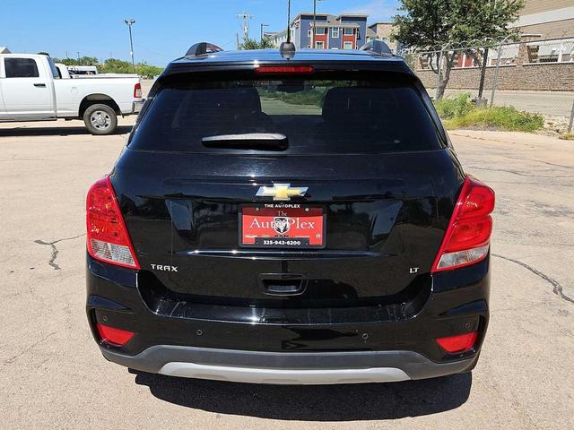 Photo of 2019 Mosaic Black Metallic Chevrolet Trax