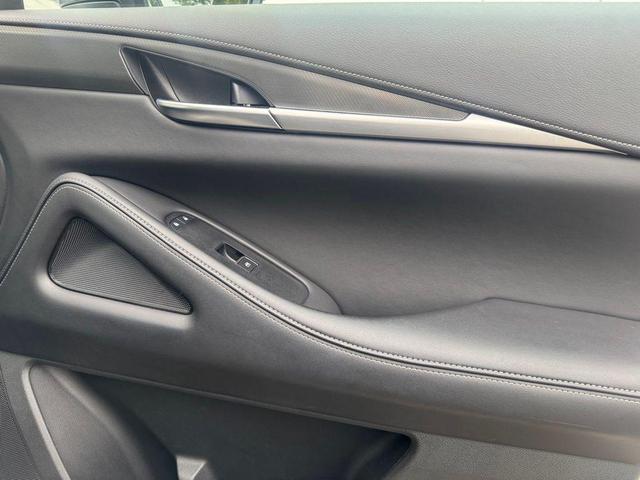 Photo of 2024 Warm Titanium INFINITI QX60