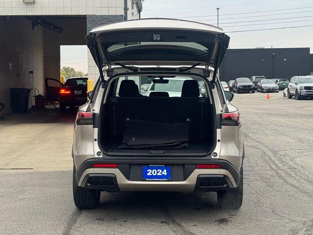 Photo of 2024 Warm Titanium INFINITI QX60