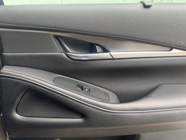 Photo of 2024 Warm Titanium INFINITI QX60