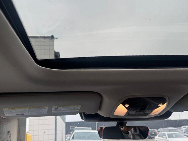Photo of 2024 Warm Titanium INFINITI QX60