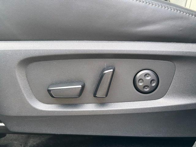 Photo of 2024 Grand Blue INFINITI QX60