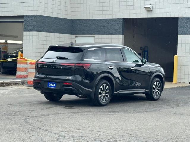 Photo of 2024 Mineral Black INFINITI QX60