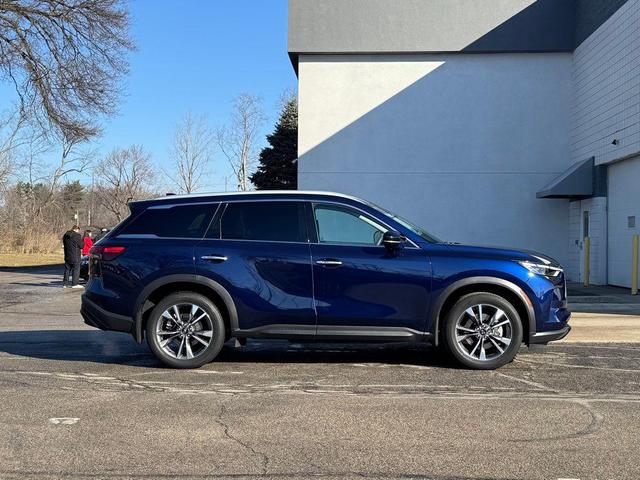 Photo of 2024 Grand Blue INFINITI QX60