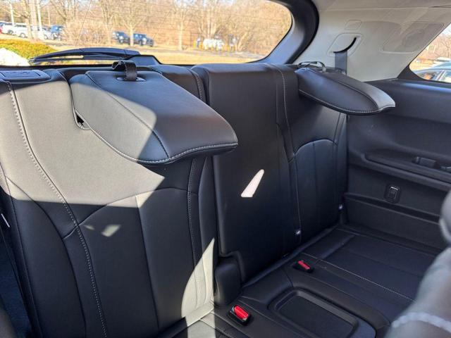 Photo of 2024 Grand Blue INFINITI QX60