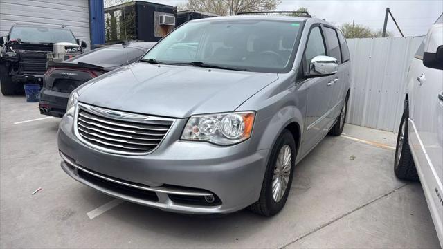 2016 Chrysler Town & Country