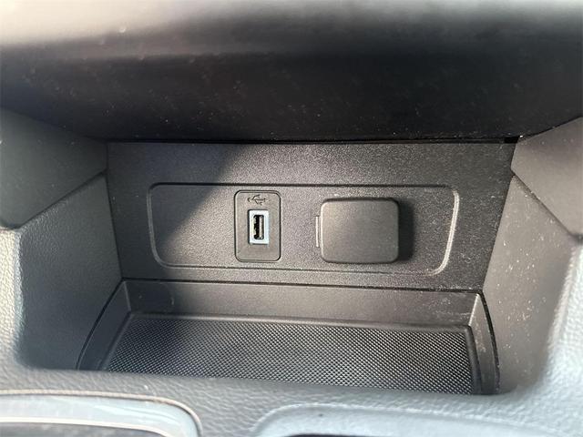 Photo of 2018 Shadow Black Ford Escape