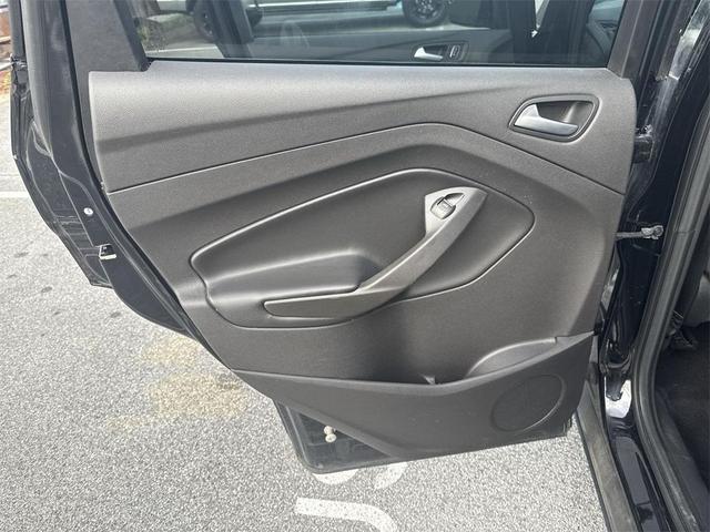 Photo of 2018 Shadow Black Ford Escape