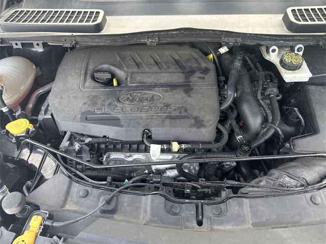 Photo of 2018 Shadow Black Ford Escape