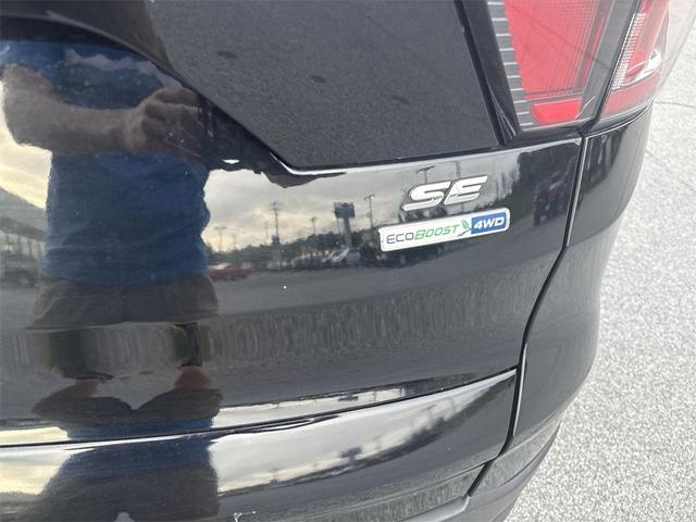 Photo of 2018 Shadow Black Ford Escape