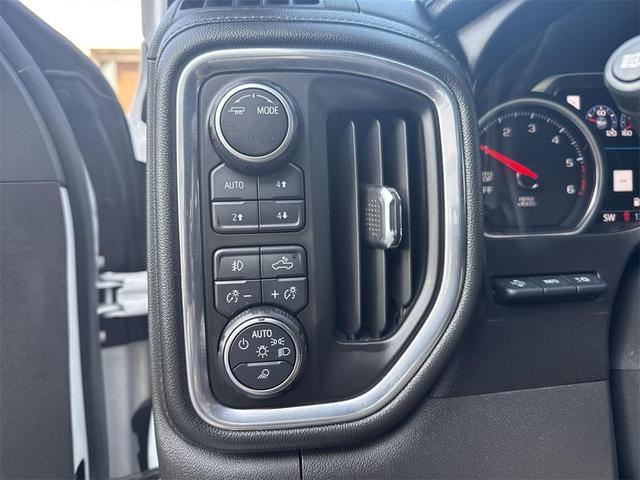 Photo of 2020 Iridescent Pearl Tricoat Chevrolet Silverado 1500