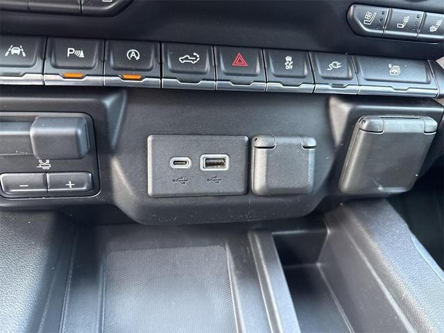 Photo of 2020 Iridescent Pearl Tricoat Chevrolet Silverado 1500