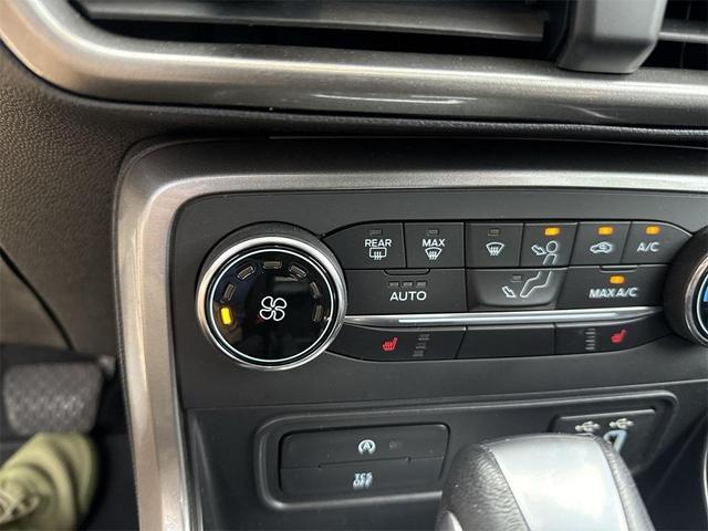 Photo of 2020 Diamond White Ford EcoSport