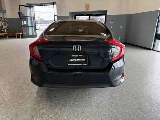 Photo of 2017 Blue Honda Civic