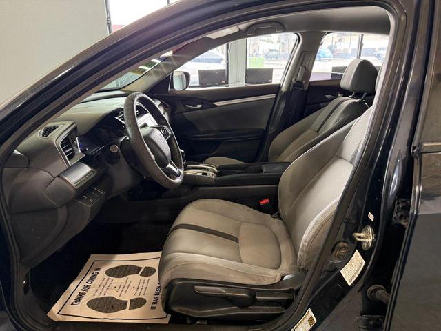 Photo of 2017 Blue Honda Civic