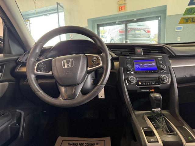 Photo of 2017 Blue Honda Civic