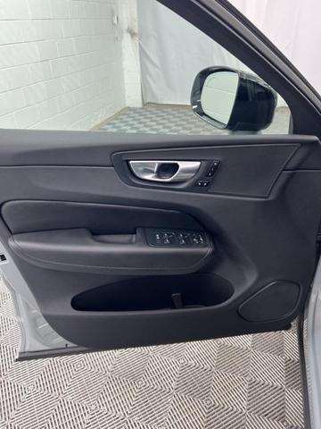 Photo of 2025 Gray Volvo XC60 Plug-In Hybrid